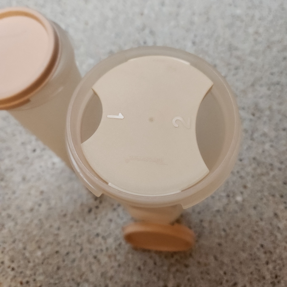 Tupperware spaghetti containers